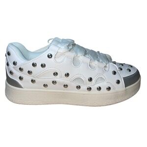 Cape Robbin Studded White Silver Fashion Sneakers Women Size 8 NIB